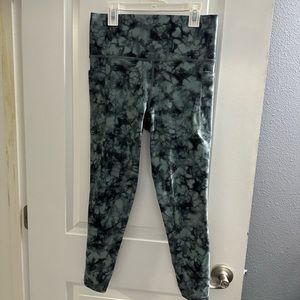 Athleta Salutation Stash Pocket II 7/8